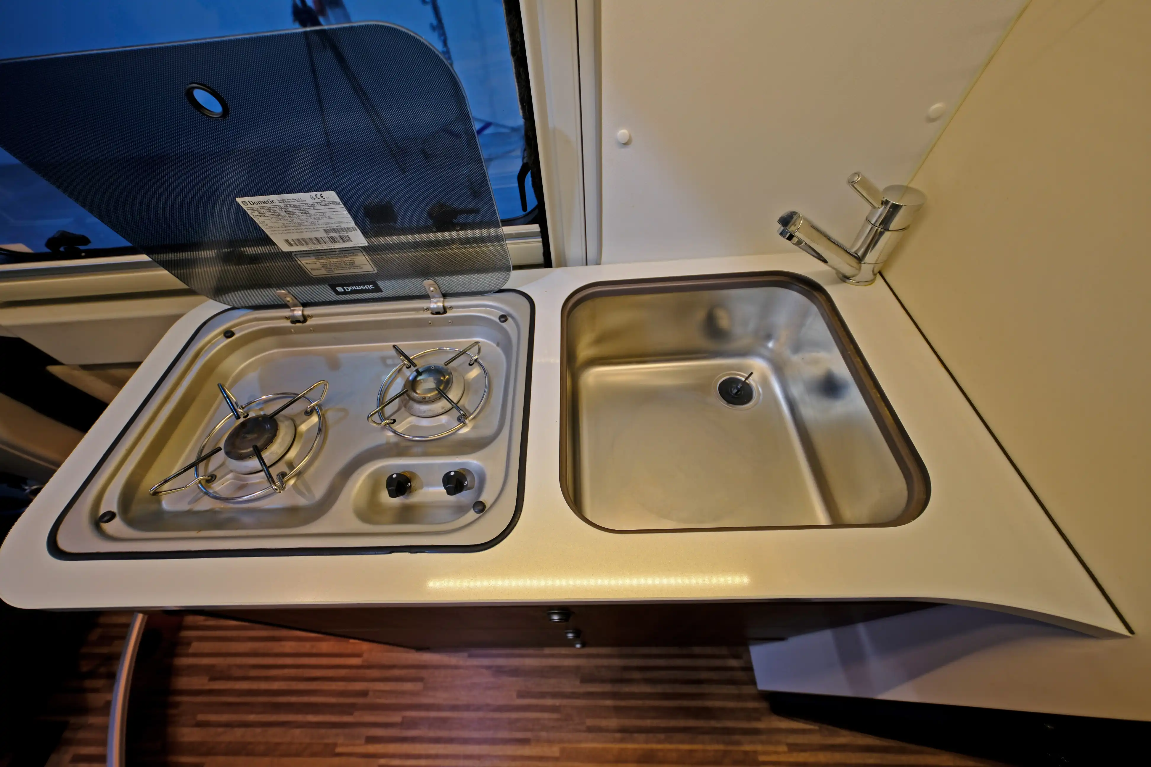 ADRIA Twin 600 SP